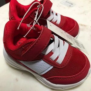 Toddler shoes